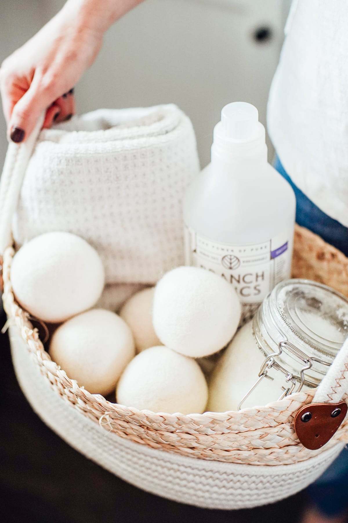 14 Best Natural and Non-Toxic Laundry Detergents - Live Simply