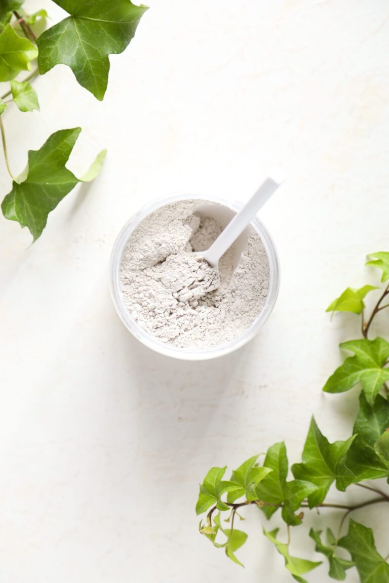 How to Make a Clay Mask (6 DIY homemade recipes) Live Simply